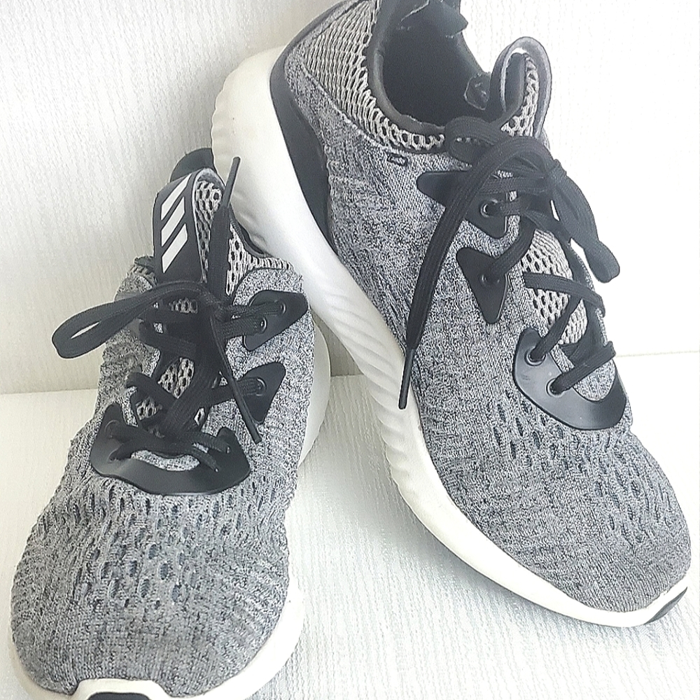 Adidas Alpha Bounce